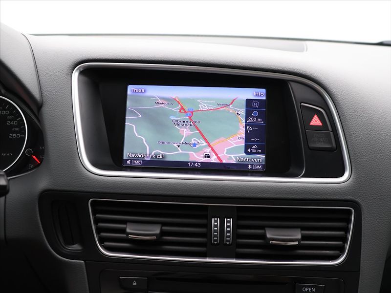 Audi Q5 3,0 TDI 180kW Aut Quattro Kůže - fotka 22 z 36