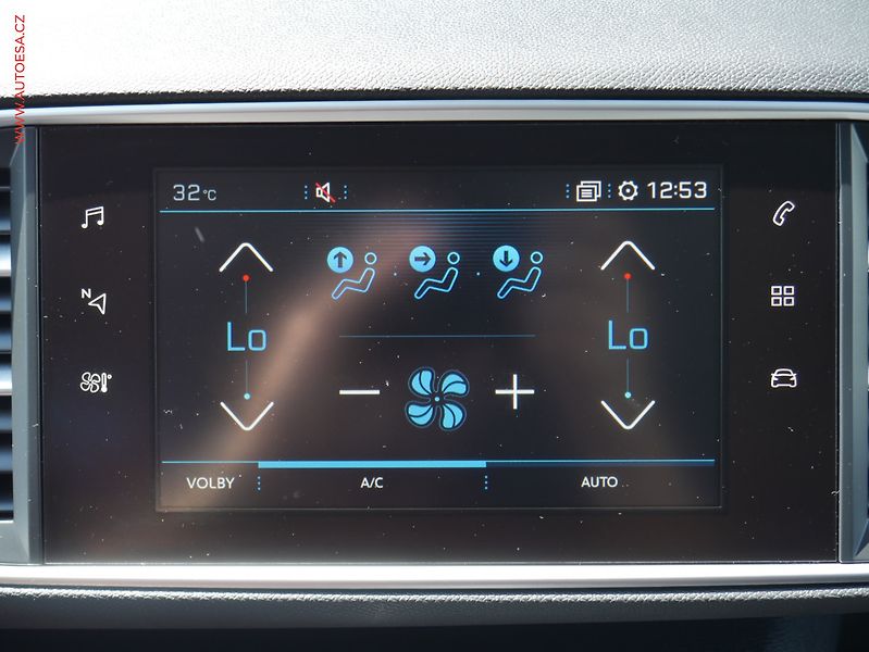 Peugeot 308 (2018) 1.2PT, 1.maj,ČR, Klima - fotka 17 z 23