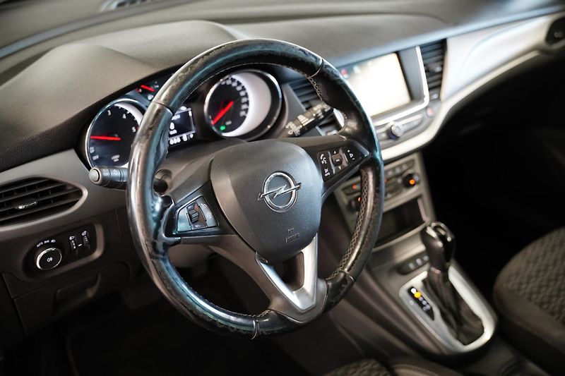 Opel Astra - fotka 15 z 26