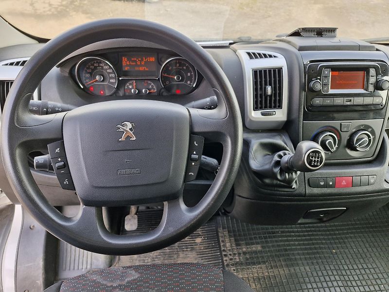 Peugeot Boxer Furgon Access 4350 L4H2 2 - fotka 6 z 6