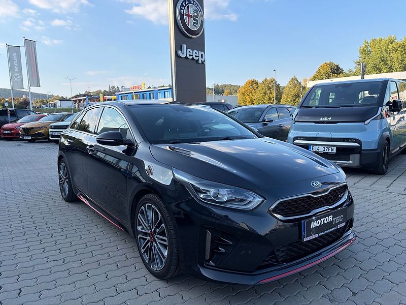 Kia Pro_Ceed 1.6 T-GDI 150kW GT - fotka 2 z 9