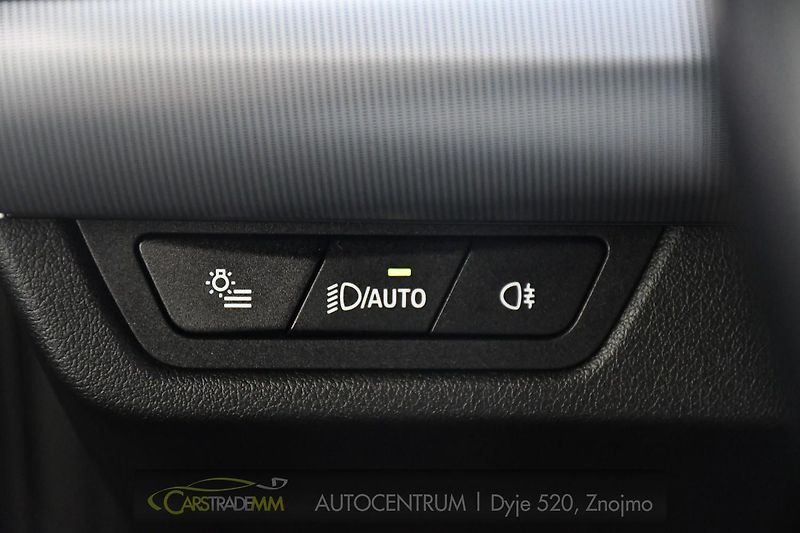 BMW Řada 2 218D ACTIVE TOURER ČR 1M - fotka 29 z 60
