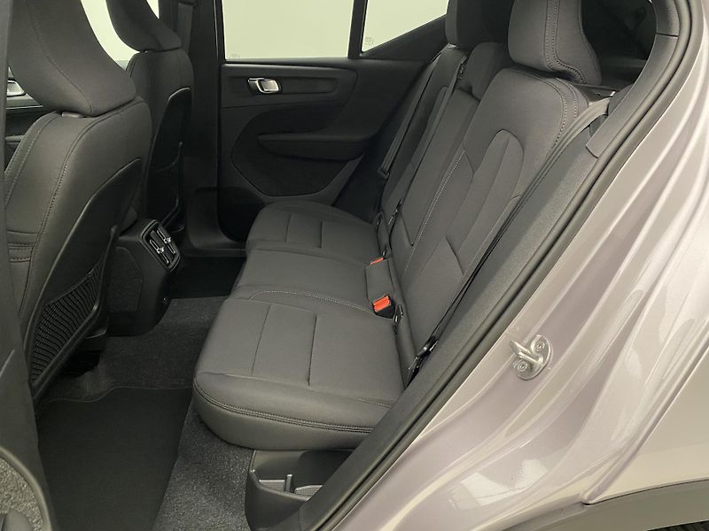 Volvo EX40 (2026) SINGLE MOTOR EXTENDED PLUS - fotka 6 z 57