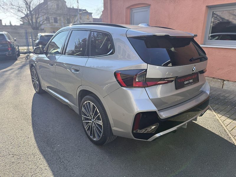 BMW X1 xDrive23d M-Sport LED Garance - fotka 3 z 46