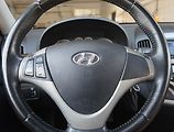 Hyundai i30 (2009) 1.4 CVVT - náhled 15