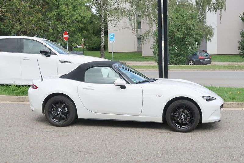 Mazda MX-5 1,5 G130 Centr-Line, kam.,NAVI - fotka 4 z 30