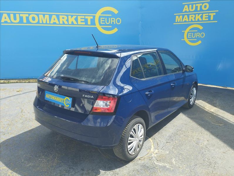 Škoda Fabia 1,0 MPI 44KW - fotka 4 z 15