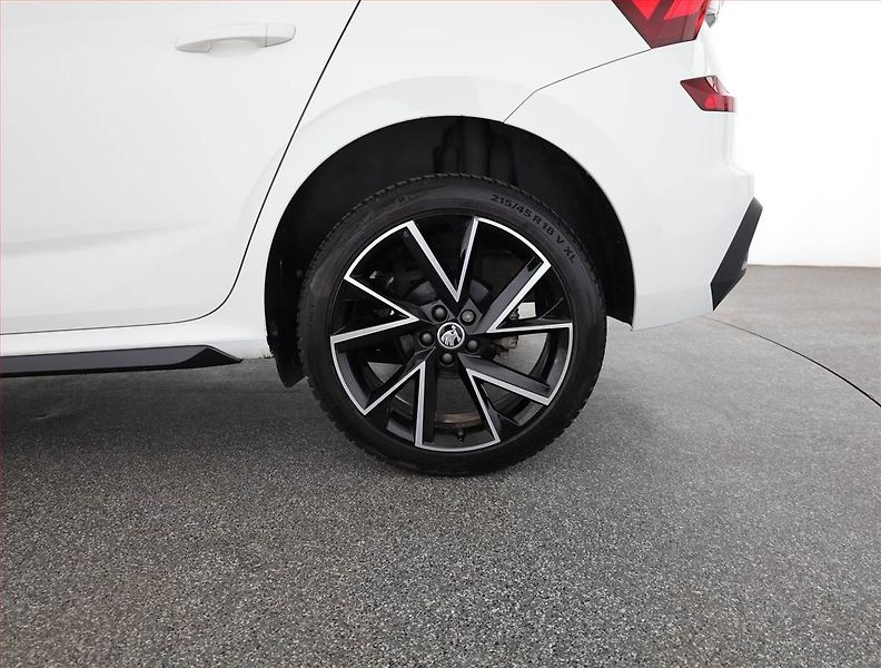 Škoda Kamiq (2024) Monte Carlo 1.0 TSI - fotka 20 z 20