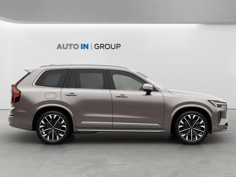 Volvo XC90 (2026) ULTRA, B&W, masáž, vzduch. odp - fotka 6 z 11