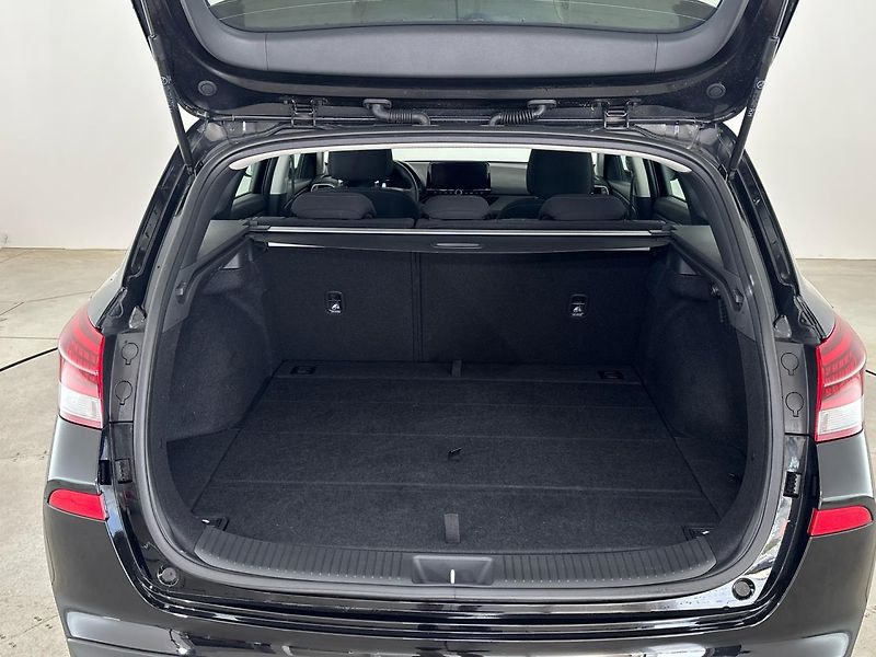 Hyundai i30 Smart DCT - fotka 10 z 26
