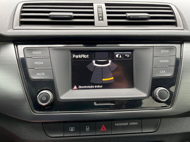 Škoda Fabia (2015) 1.4 TDI 66kW Style - fotka 15 z 23