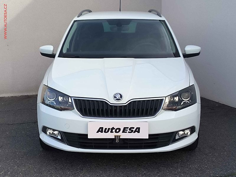 Škoda Fabia (2015) 1.2 TSi, Ambition - fotka 2 z 18
