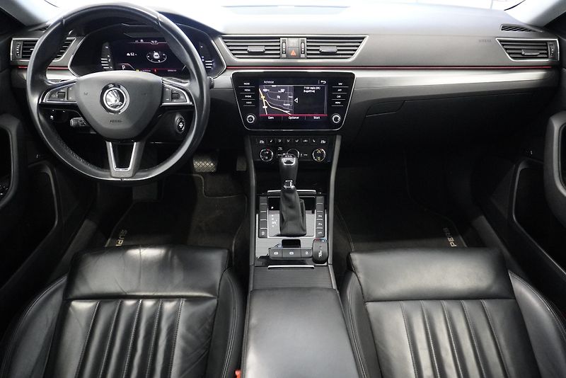 Škoda Superb 1,5 TSI SPORT LINE DSG - fotka 27 z 40