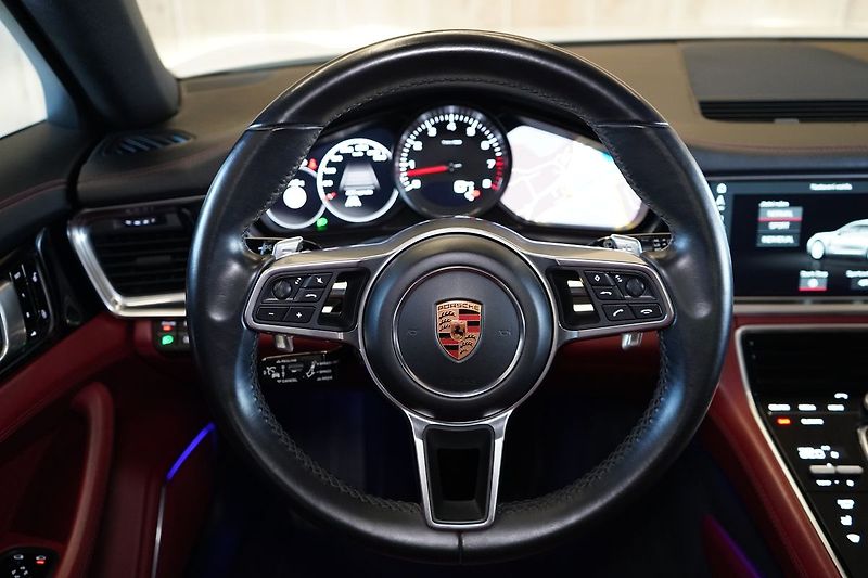 Porsche Panamera 4S Sport Turismo, Ventilace - fotka 25 z 50