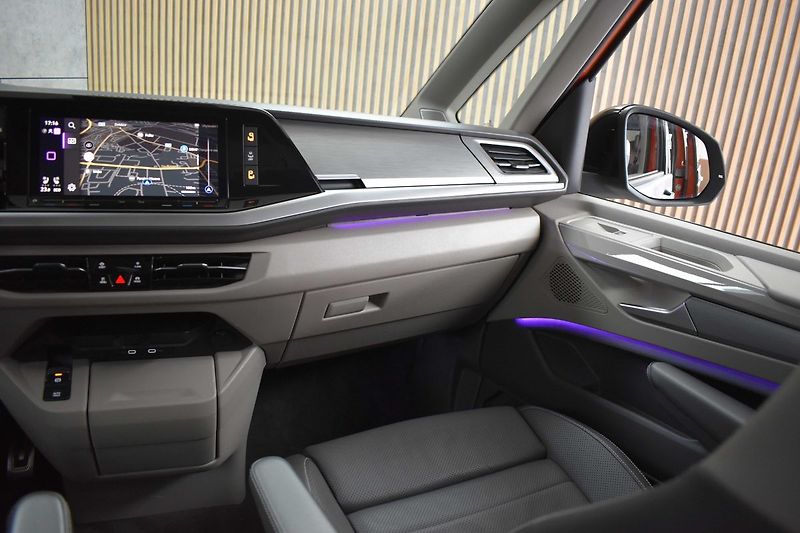 Volkswagen Multivan 1.4 TSI LONG*TAŽNÉ*ZÁRUKA*ČR 1 - fotka 9 z 50