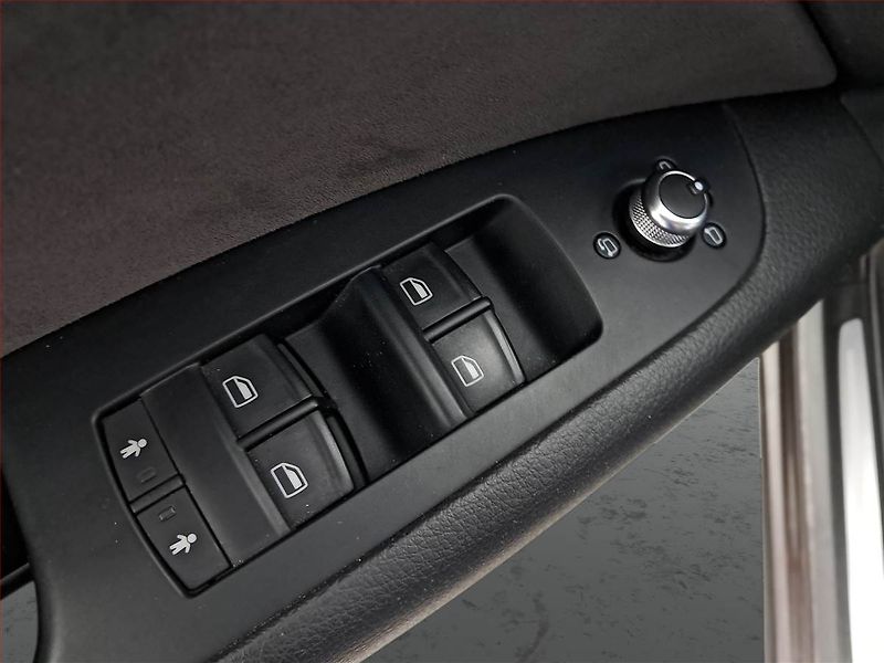 Audi Q7 (2011) 3.0 TDI, 4X4, Automat - fotka 27 z 32