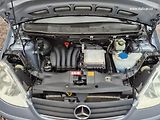 Mercedes-Benz Třídy A (2007) A170 85 KW Klima - náhled 17