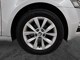 Škoda Octavia (2017) 1.6 TDI, Automat, Navi - náhled 14
