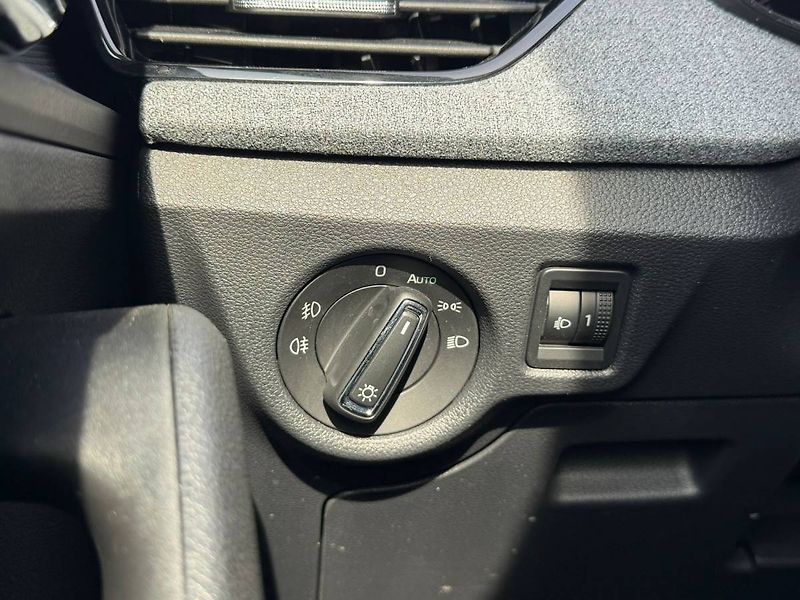 Škoda Scala Selection 1,0 TSI 85 kW 6° MP - fotka 28 z 36