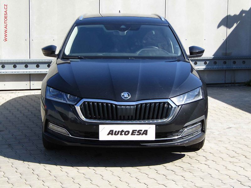 Škoda Octavia (2020) 2.0 TDi, 1.maj,ČR, Style - fotka 2 z 24
