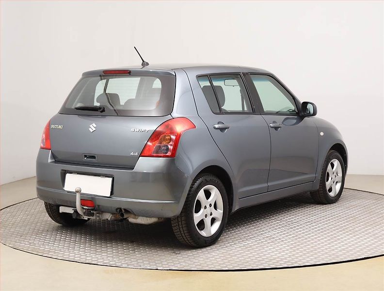 Suzuki Swift (2008) 1.3 i, 4X4, Serv.kniha, Tažné - fotka 5 z 19