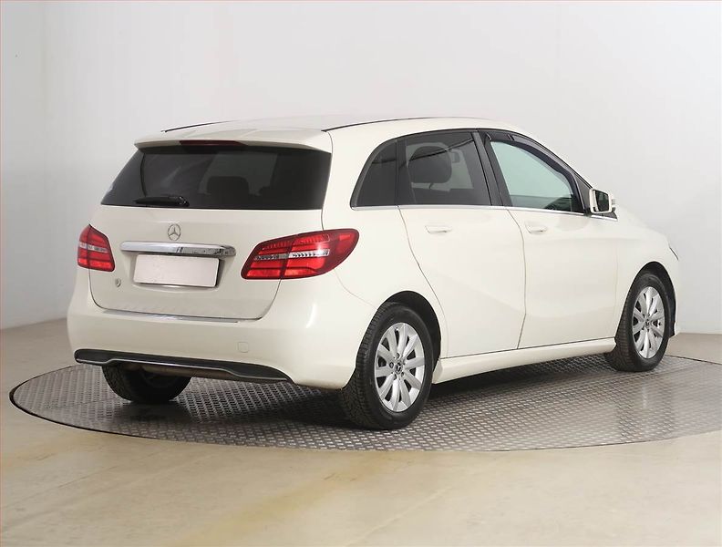 Mercedes-Benz Třídy B (2017) B 180 CDI, Automat, Tempomat - fotka 5 z 20