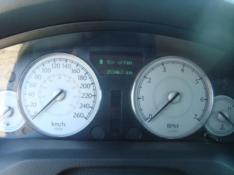 Chrysler 300C (2007) 3,0 CRD - fotka 14 z 18