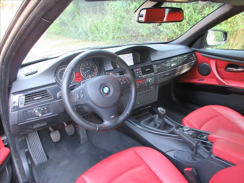 BMW Řada 3 325i 160Kw, Navi, 97 tis. Km. - fotka 22 z 42