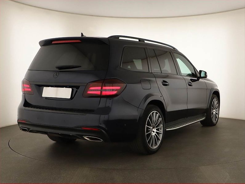 Mercedes-Benz GLS (2019) 500 4MATIC - fotka 5 z 20