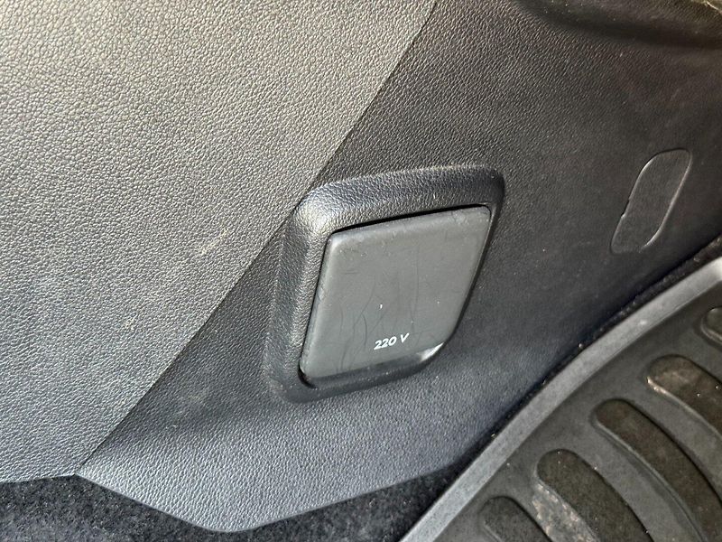 Citroën Berlingo (2019) 1,5 HDI 96 KW Multispace - fotka 31 z 35