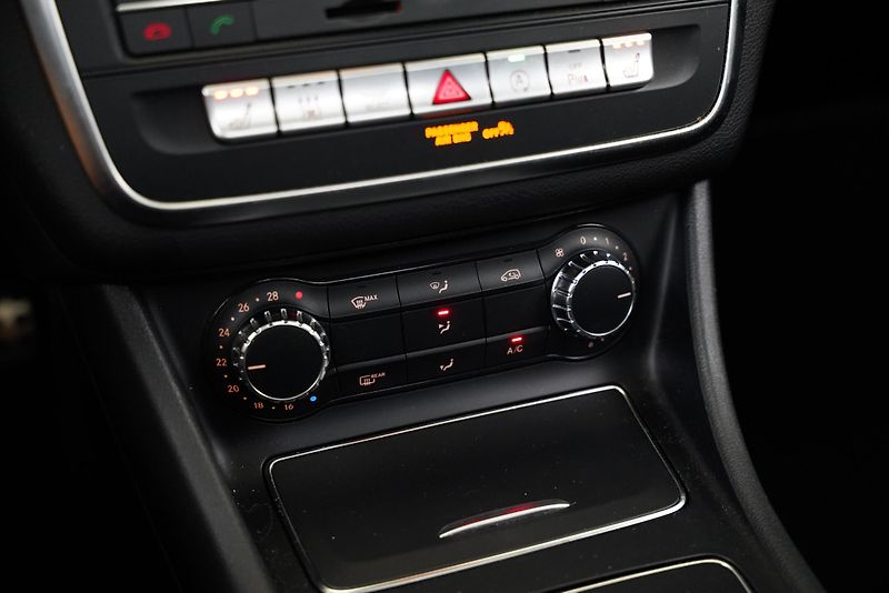Mercedes-Benz CLA - fotka 26 z 30