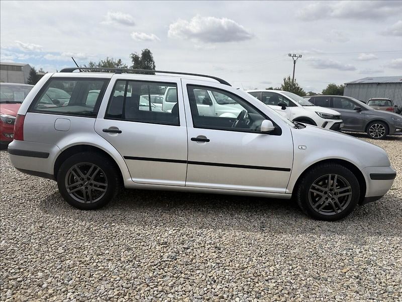 Volkswagen Golf 1,9 TDI 74kW - fotka 4 z 24