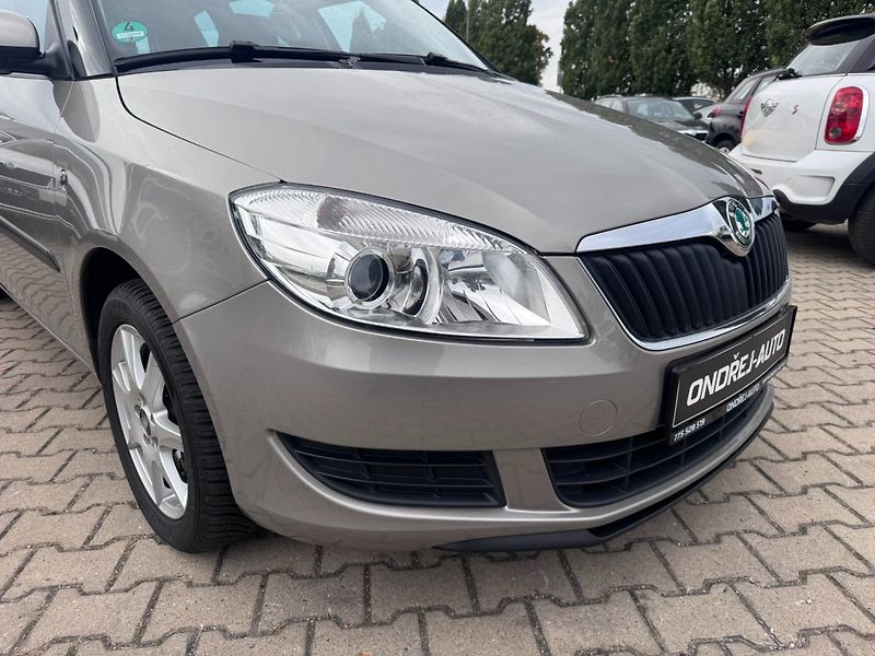 Škoda Roomster (2011) 1,6 TDI 77 KW KILOMETRY TAŽNÉ - fotka 10 z 50