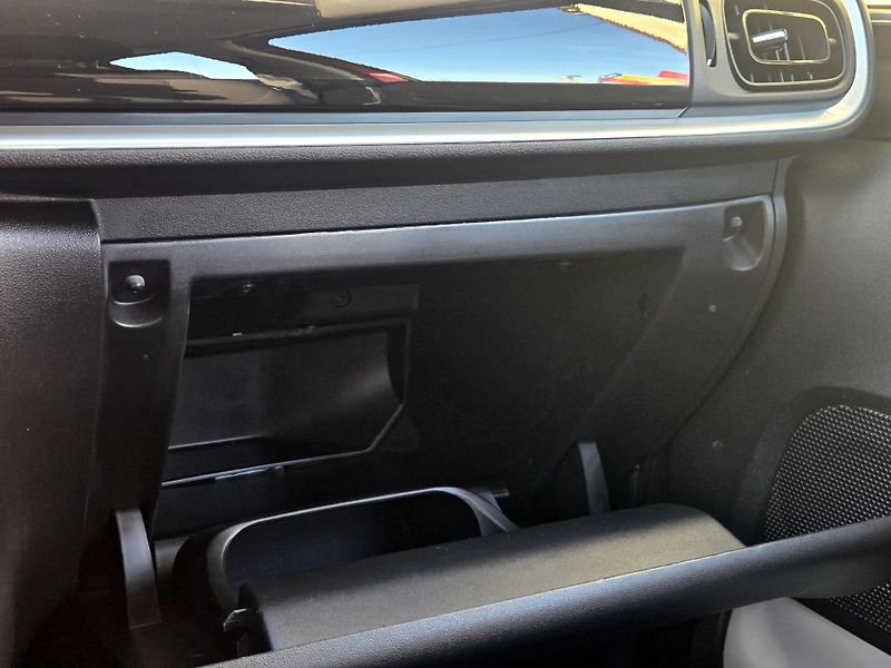 Citroën C3 83k Feel PACK, SERV.KNIHA   - fotka 29 z 40