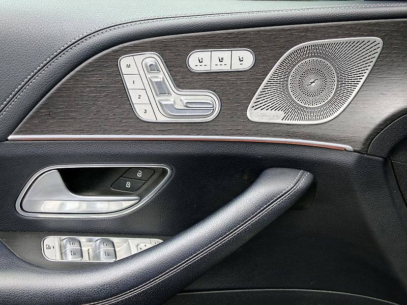 Mercedes-Benz GLS 450 4M AMG ČR - fotka 14 z 32