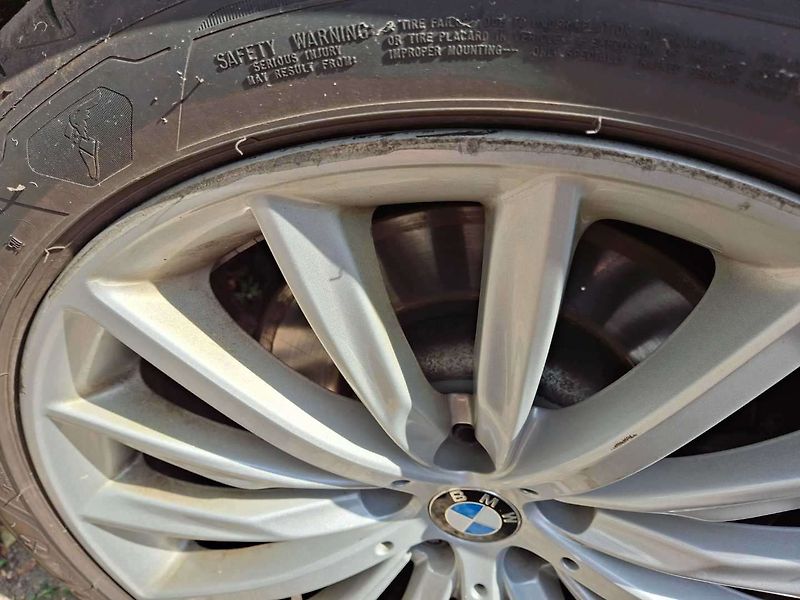 BMW Řada 5 530d xDrive AT Touring - fotka 52 z 71