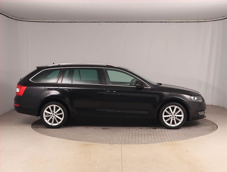 Škoda Octavia (2016) Style Plus 1.6 TDI, Automat - fotka 6 z 20