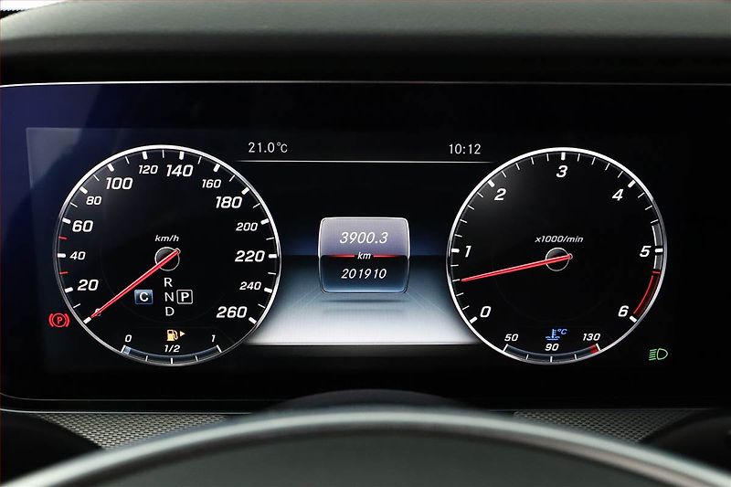 Mercedes-Benz Třídy E (2017) E 350 d - fotka 8 z 25