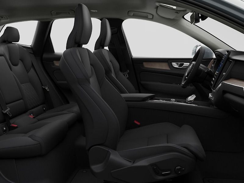 Volvo XC60 PLUS BRIGHT B5 AWD 184kW - fotka 7 z 11