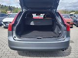 Volvo V90 D3 2.0/110kW Momentum AT - náhled 9