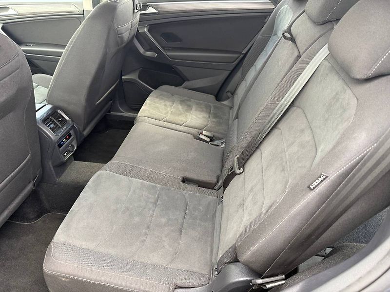 Volkswagen Tiguan Allspace (2021) 2.0 TDI 110 kW Elegance 7DSG - fotka 9 z 26