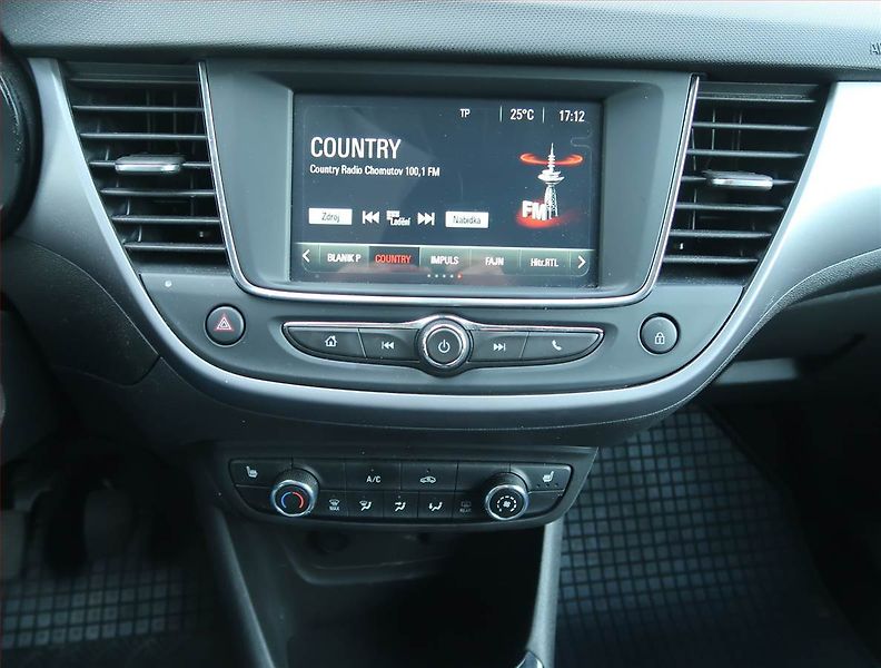 Opel Crossland X (2023) 1.2 Turbo, ČR,1.maj - fotka 12 z 14
