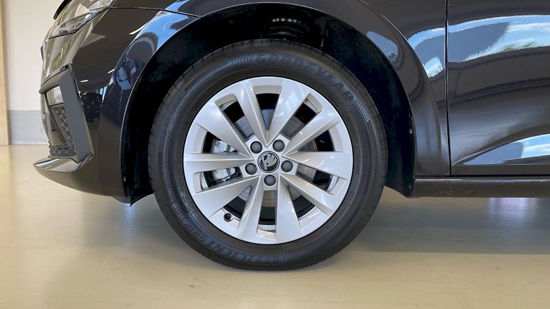 Škoda Scala (2025) Selection 1.0TSI 85kW - fotka 10 z 27