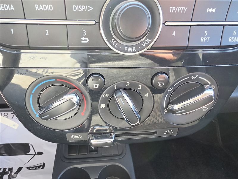 Mitsubishi Space 1,0 MIVEC 52KW KLIMA - fotka 17 z 42
