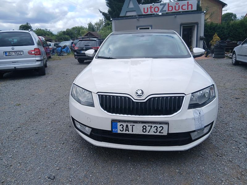 Škoda Octavia 3, 1.2 TSI, plně pojízdné  - fotka 4 z 27