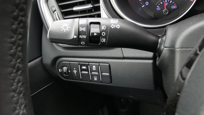 Kia Ceed 1.5 T-GDI 118kW SPIN - fotka 9 z 21
