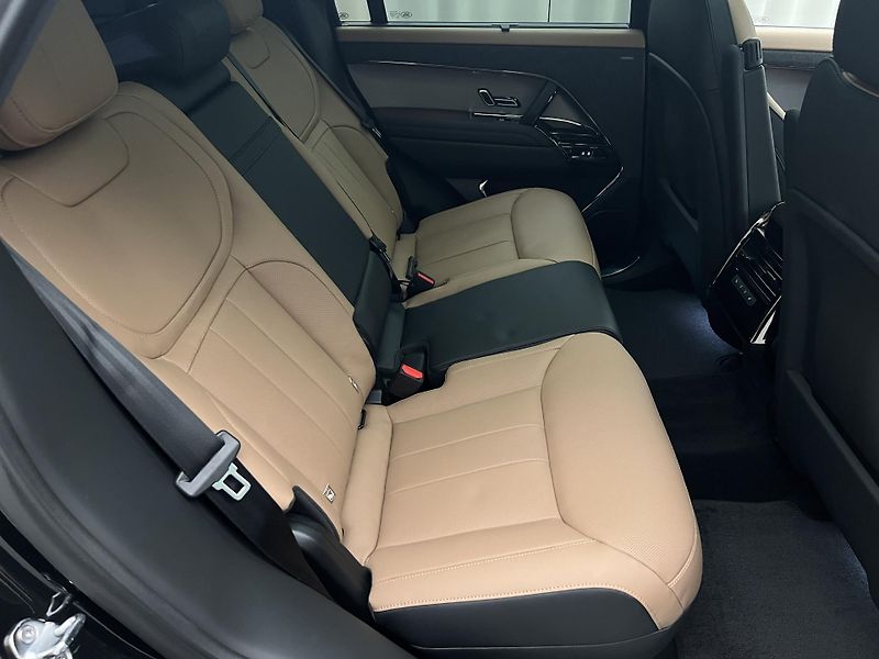 Land Rover Range Rover Sport (2026) P460e DYNAMIC SE AWD REZERVACE - fotka 14 z 48