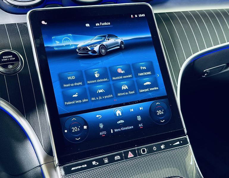 Mercedes-Benz CLE (2025) 53.AMG*4M*CABRIO*NEZ.TOP*TAŽ - fotka 28 z 41