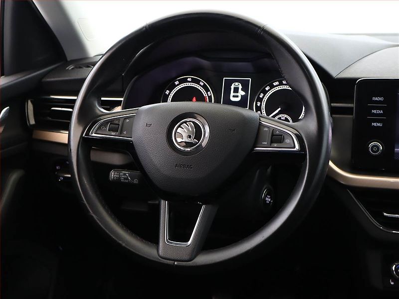 Škoda Scala (2019) Style 1.0 TSI, Serv.kniha - fotka 13 z 18