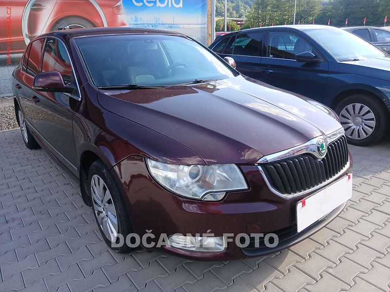 Škoda Superb (2009) 1.9TDi, Xenon - fotka 1 z 3